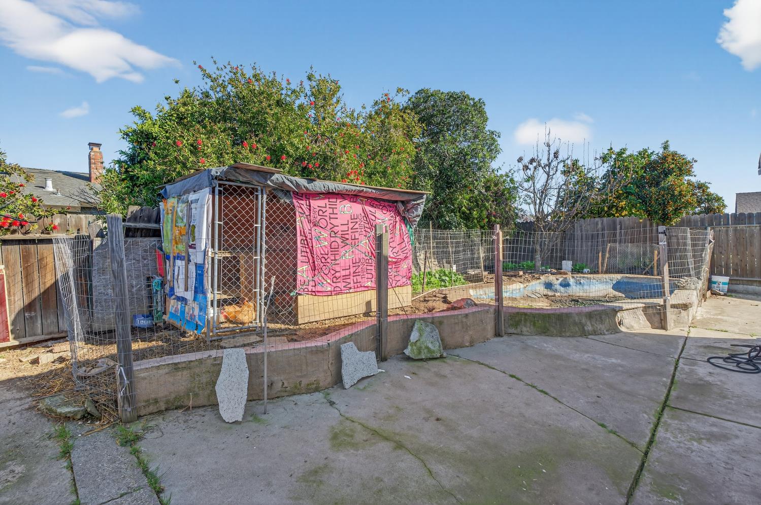 7821 SCOTTSDALE Drive