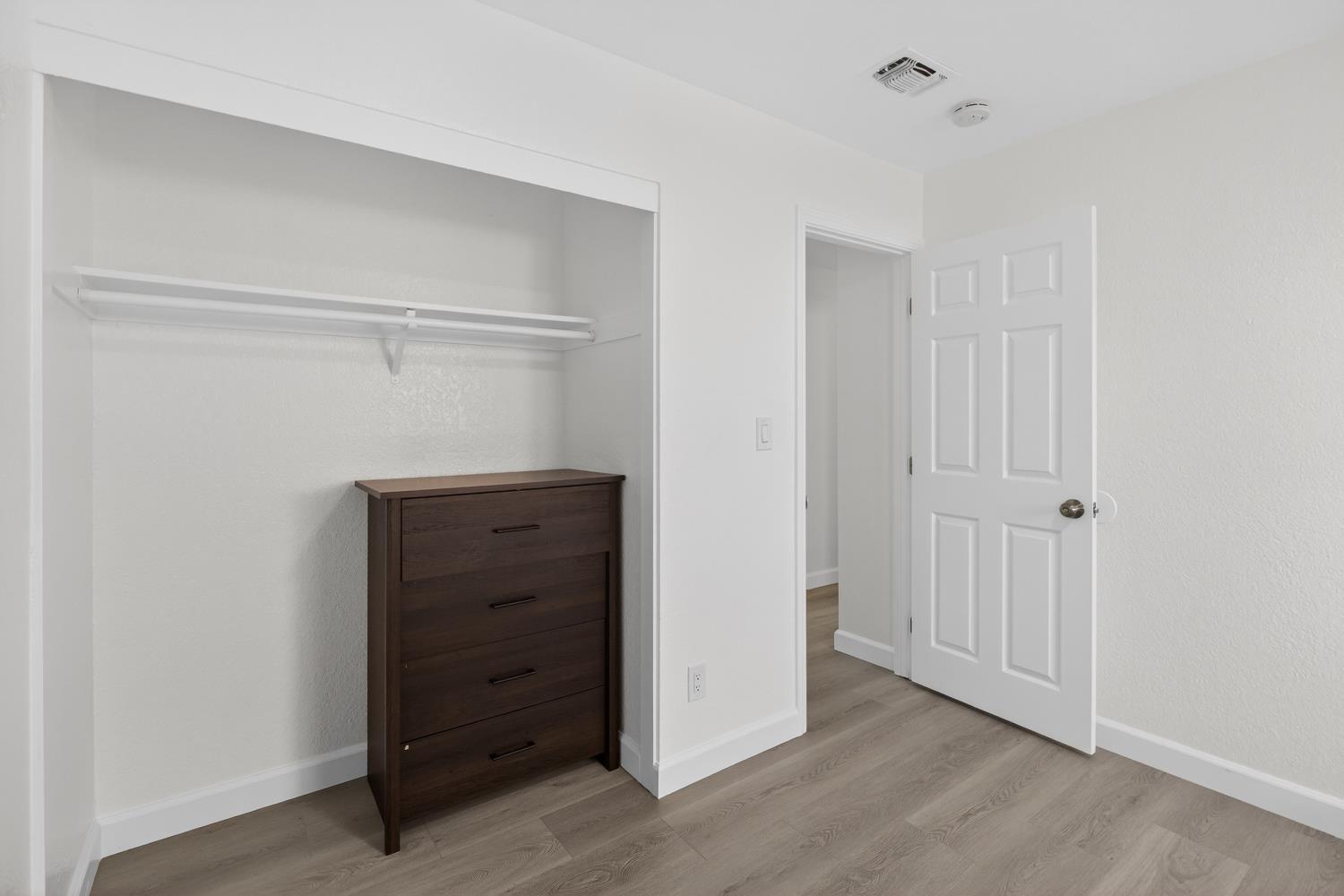 7821 SCOTTSDALE Drive