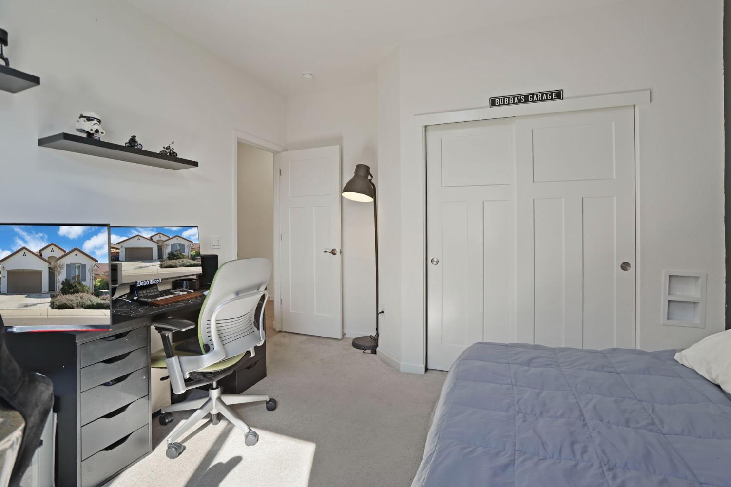 7501 Redwood Ivy Way