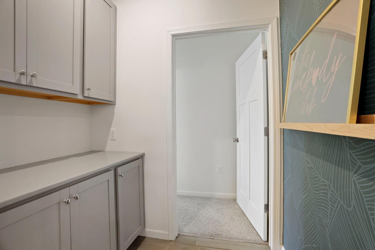 7501 Redwood Ivy Way