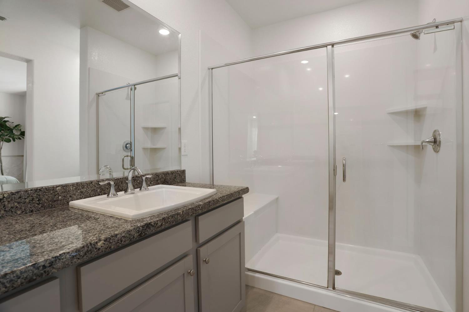 7501 Redwood Ivy Way