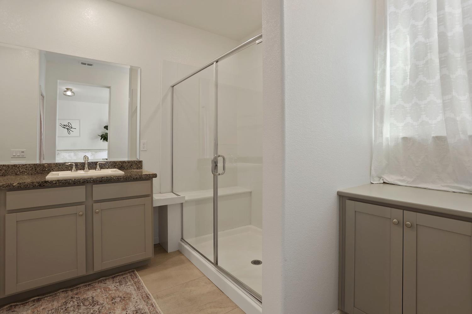 7501 Redwood Ivy Way