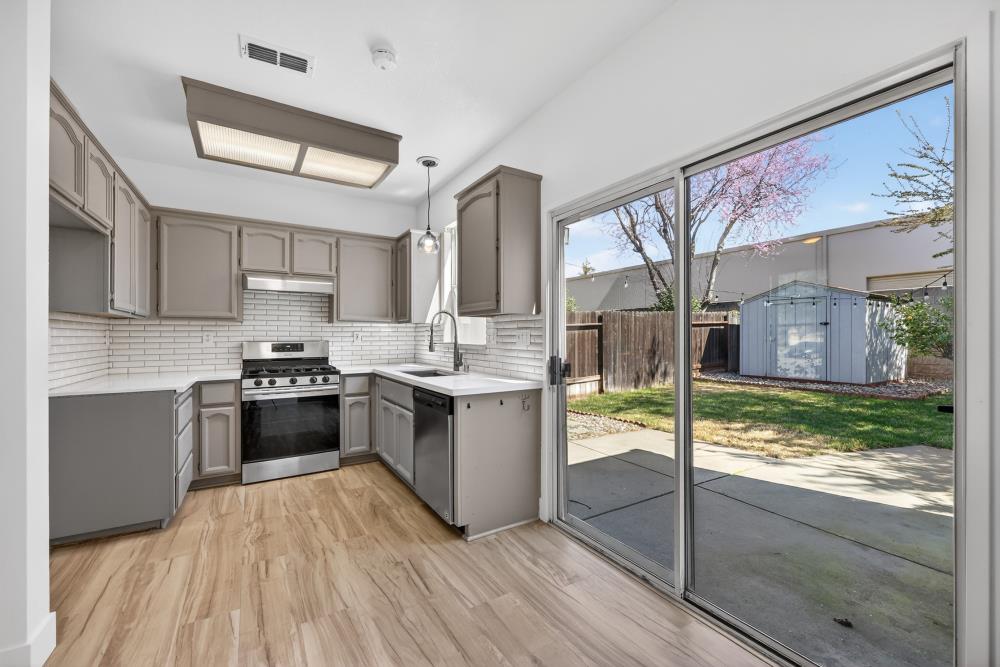 9268 Rose Parade Way