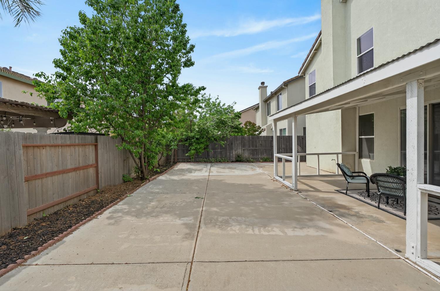 9475 Winding River Way