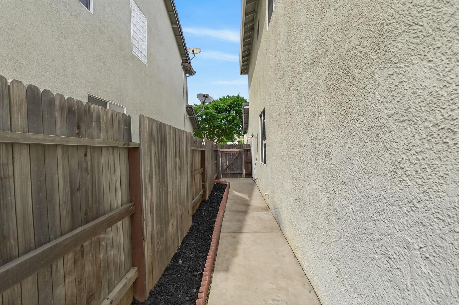 9475 Winding River Way