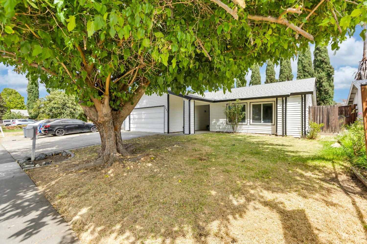 7843 Deer Creek Drive