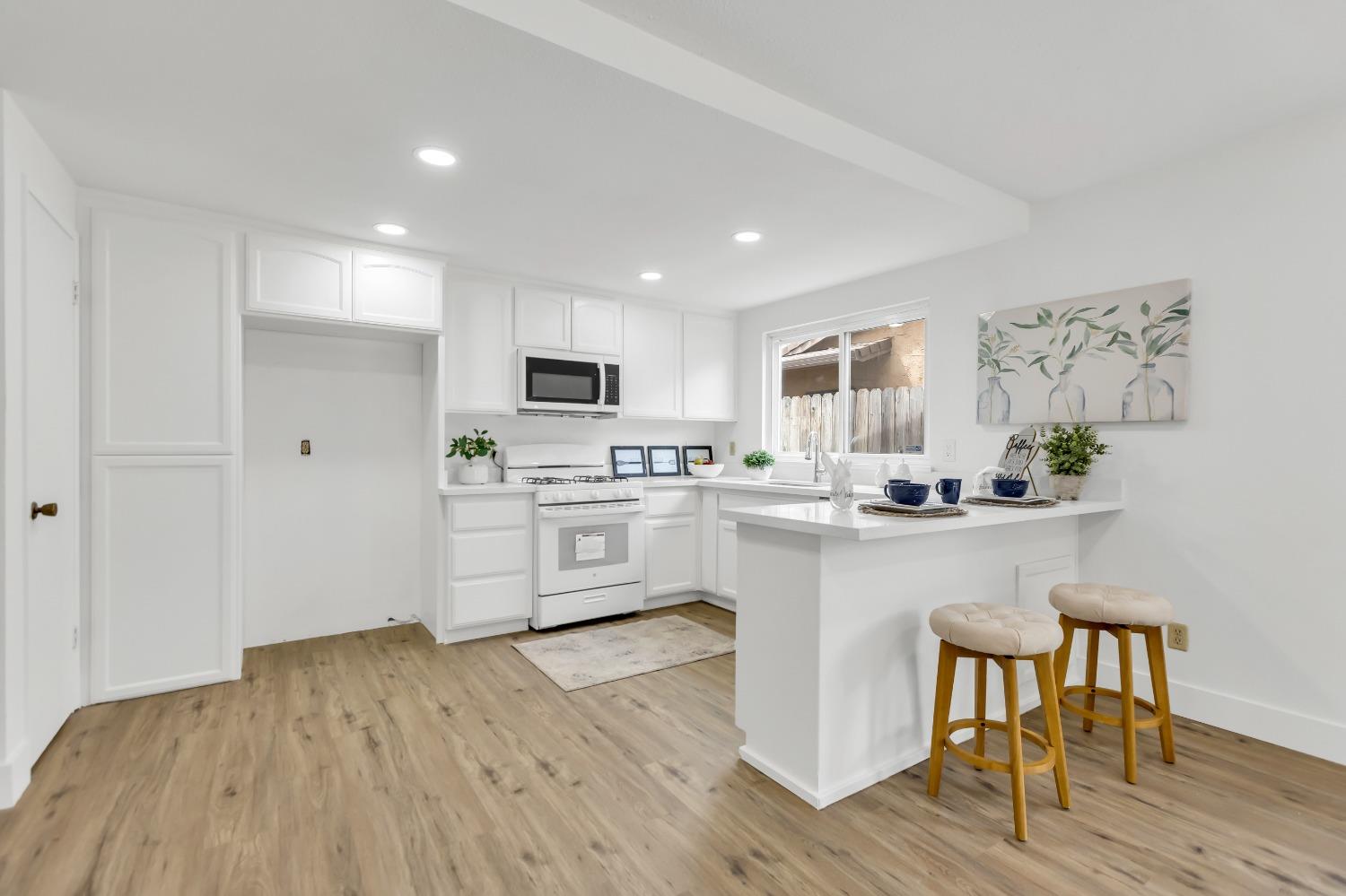 7843 Deer Creek Drive