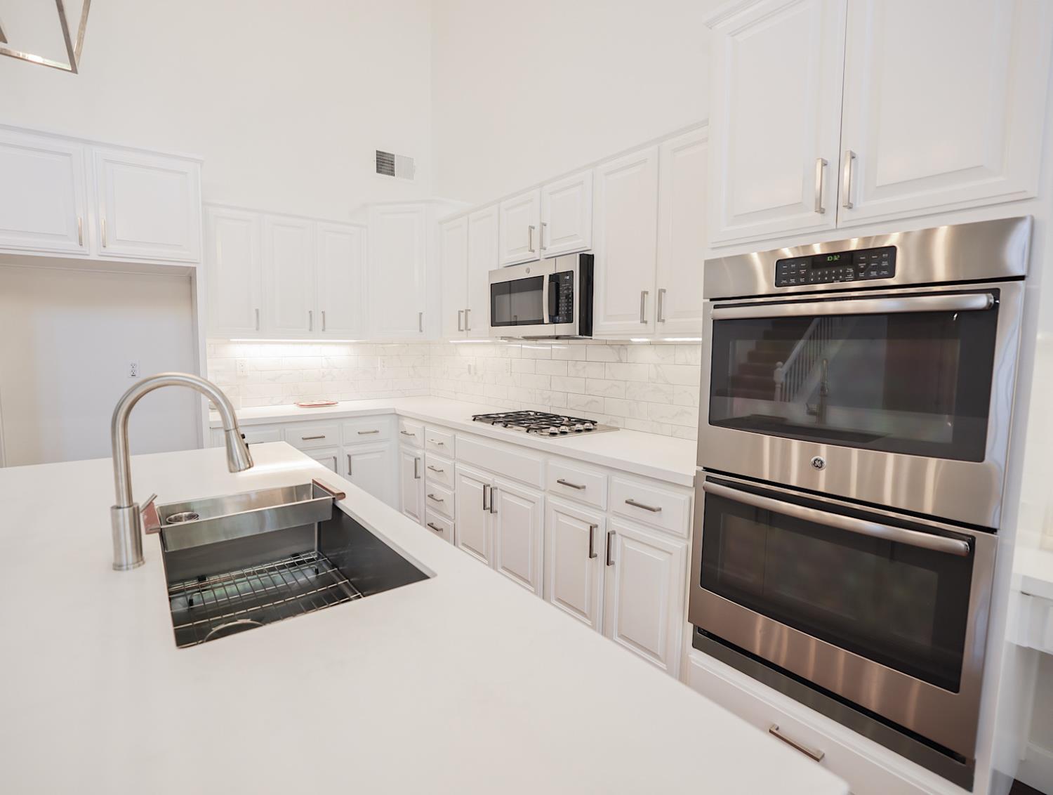 3116 Mount Tamalpais Drive