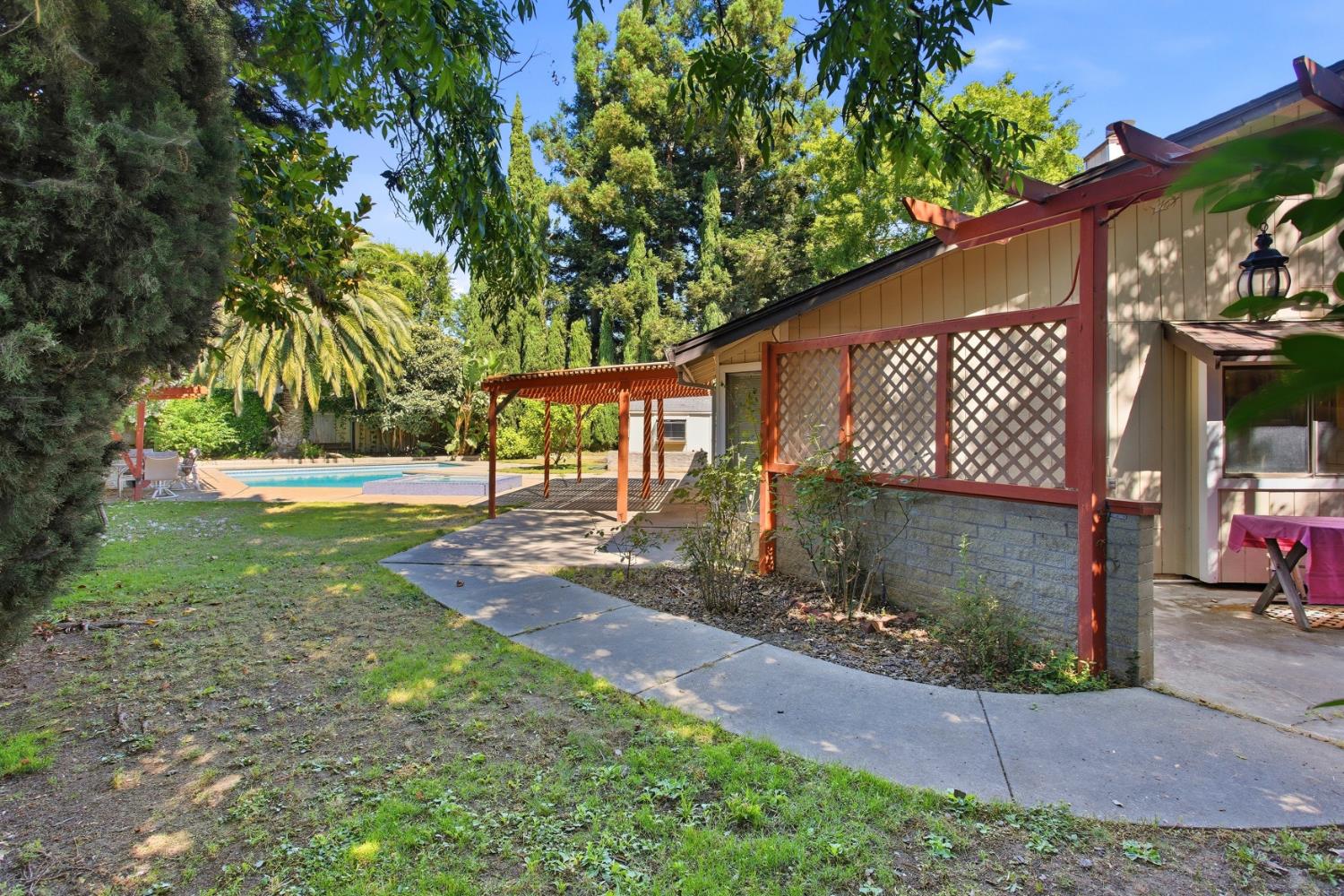 9169 Falcon Creek Circle