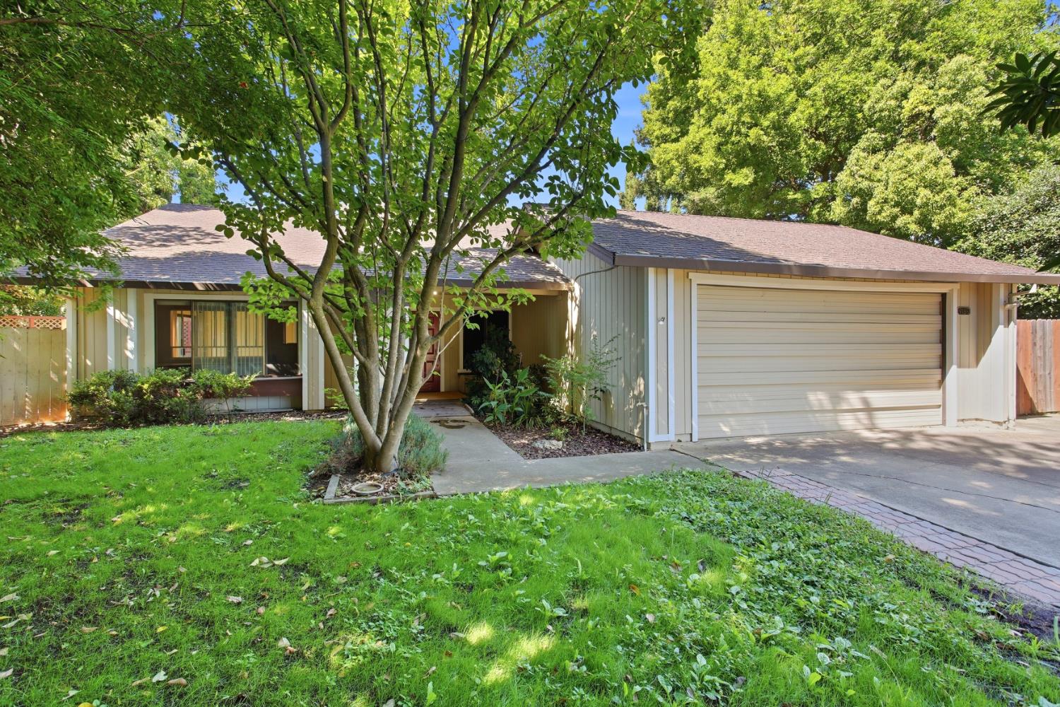 9169 Falcon Creek Circle