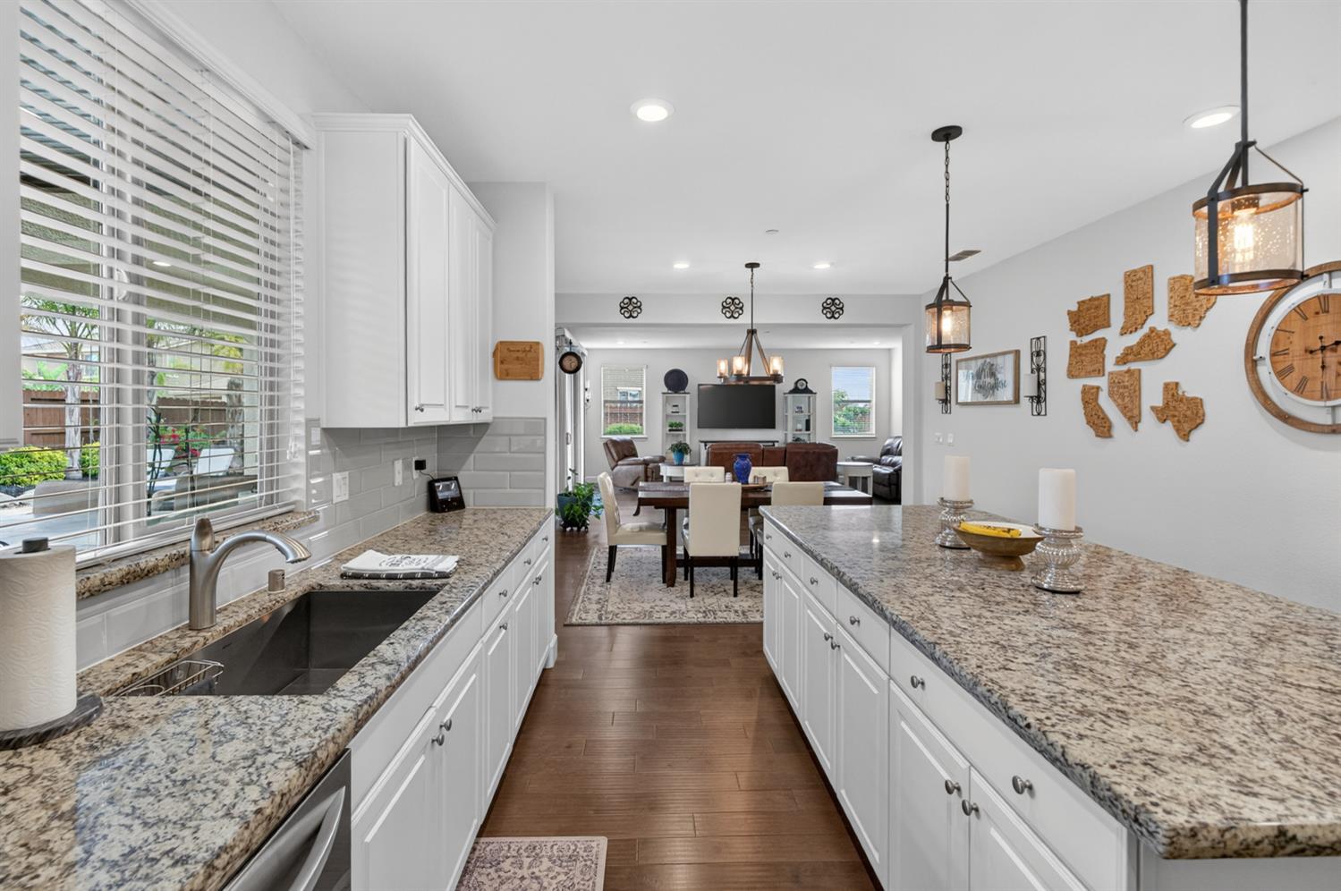 9331 Coral Bell Way