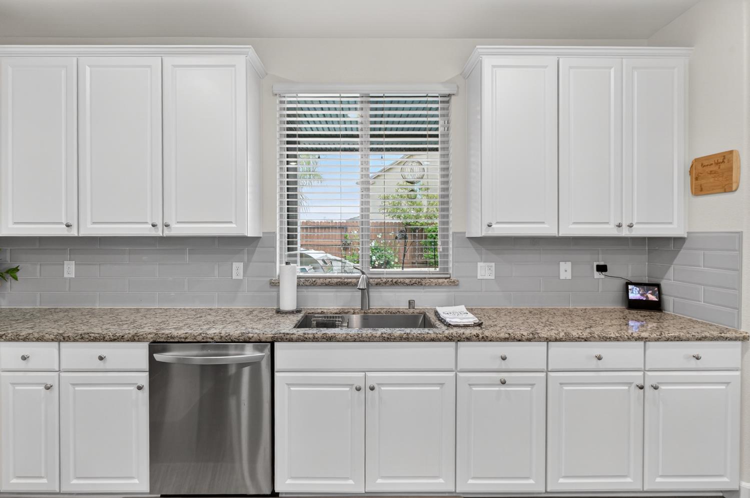 9331 Coral Bell Way