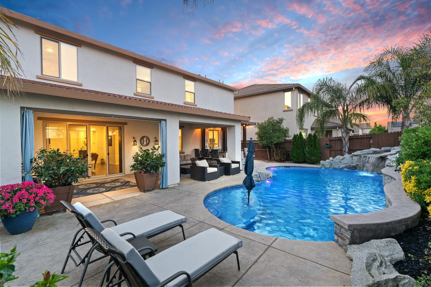 9331 Coral Bell Way