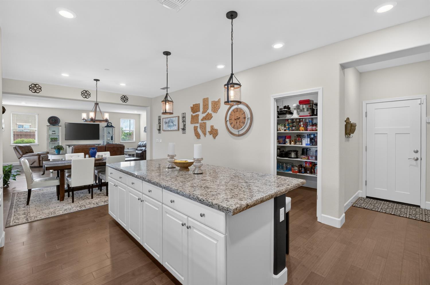 9331 Coral Bell Way
