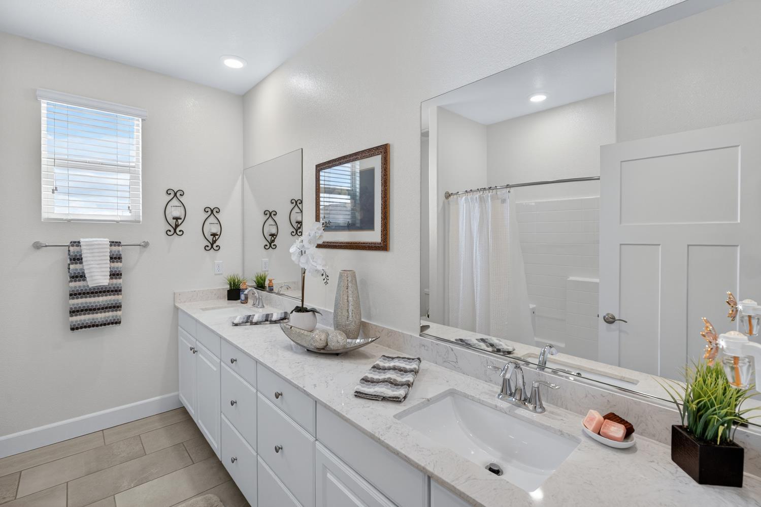 9331 Coral Bell Way