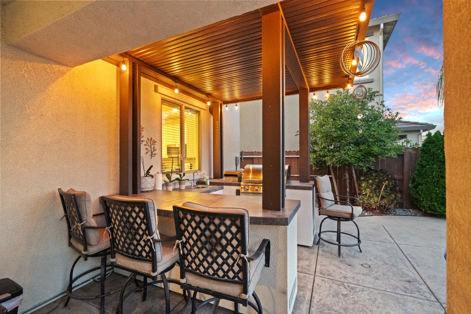 9331 Coral Bell Way