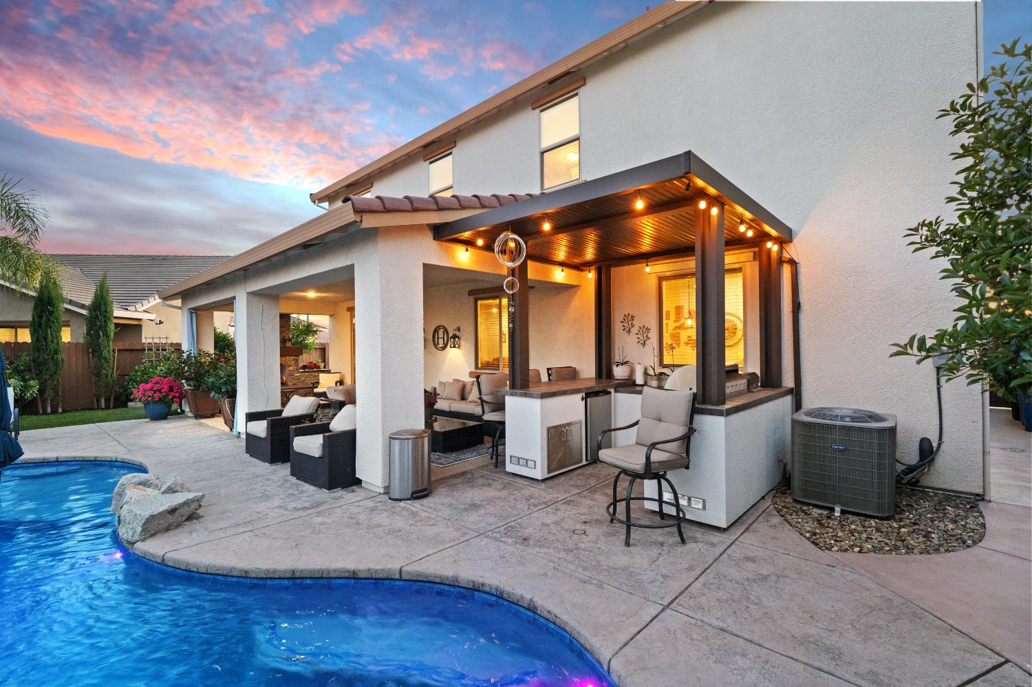 9331 Coral Bell Way