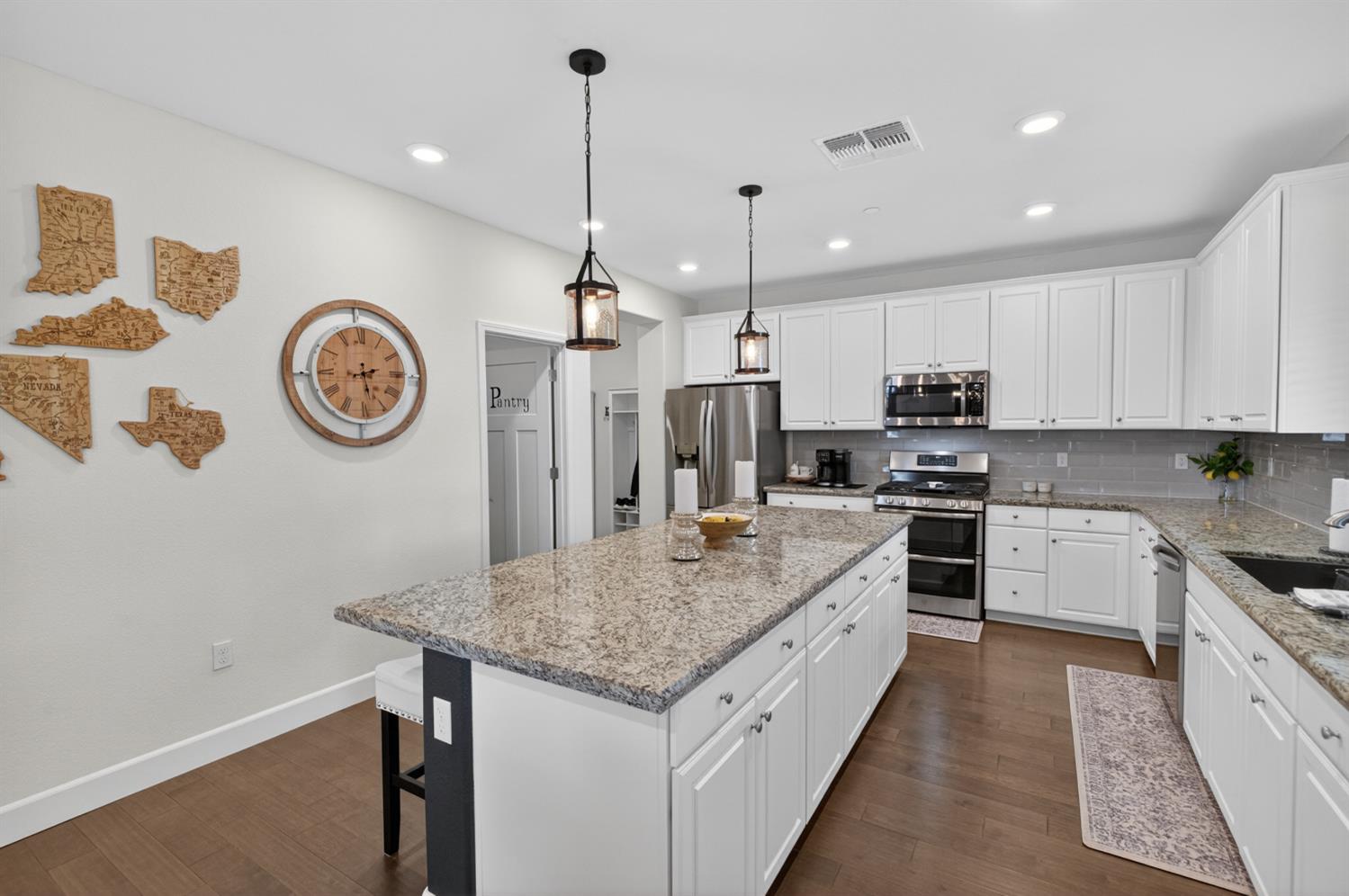 9331 Coral Bell Way