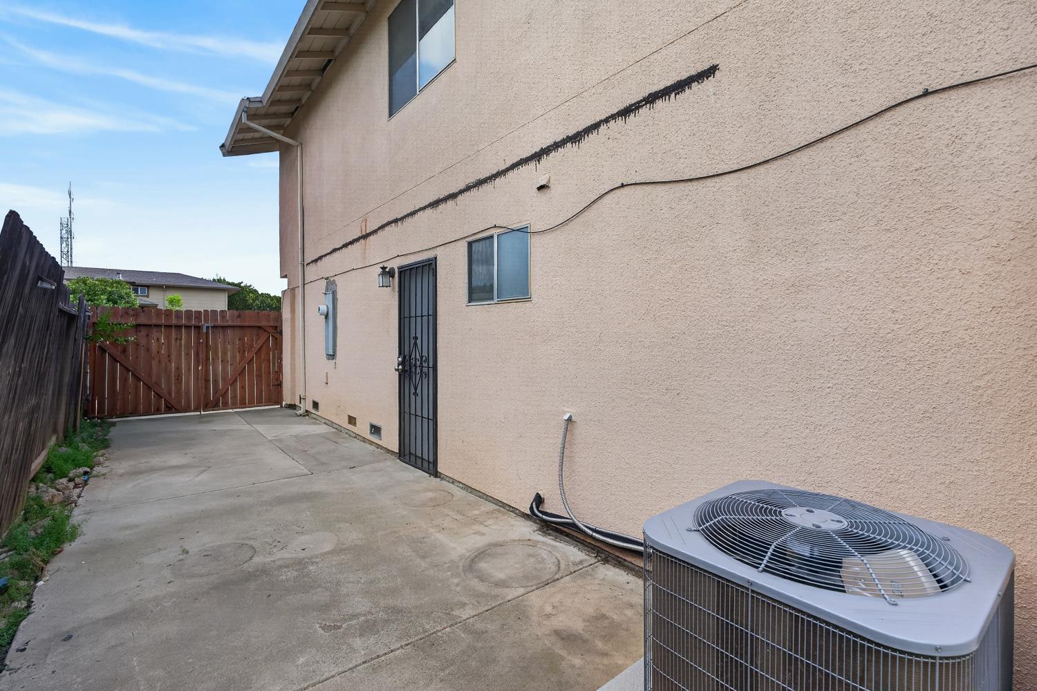 6875 Rancho Pico Way