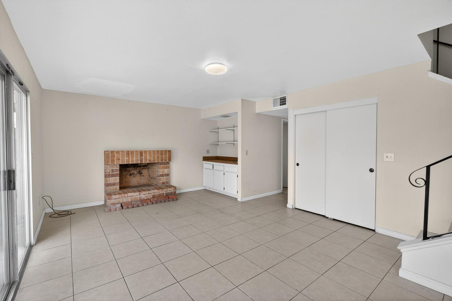 6875 Rancho Pico Way