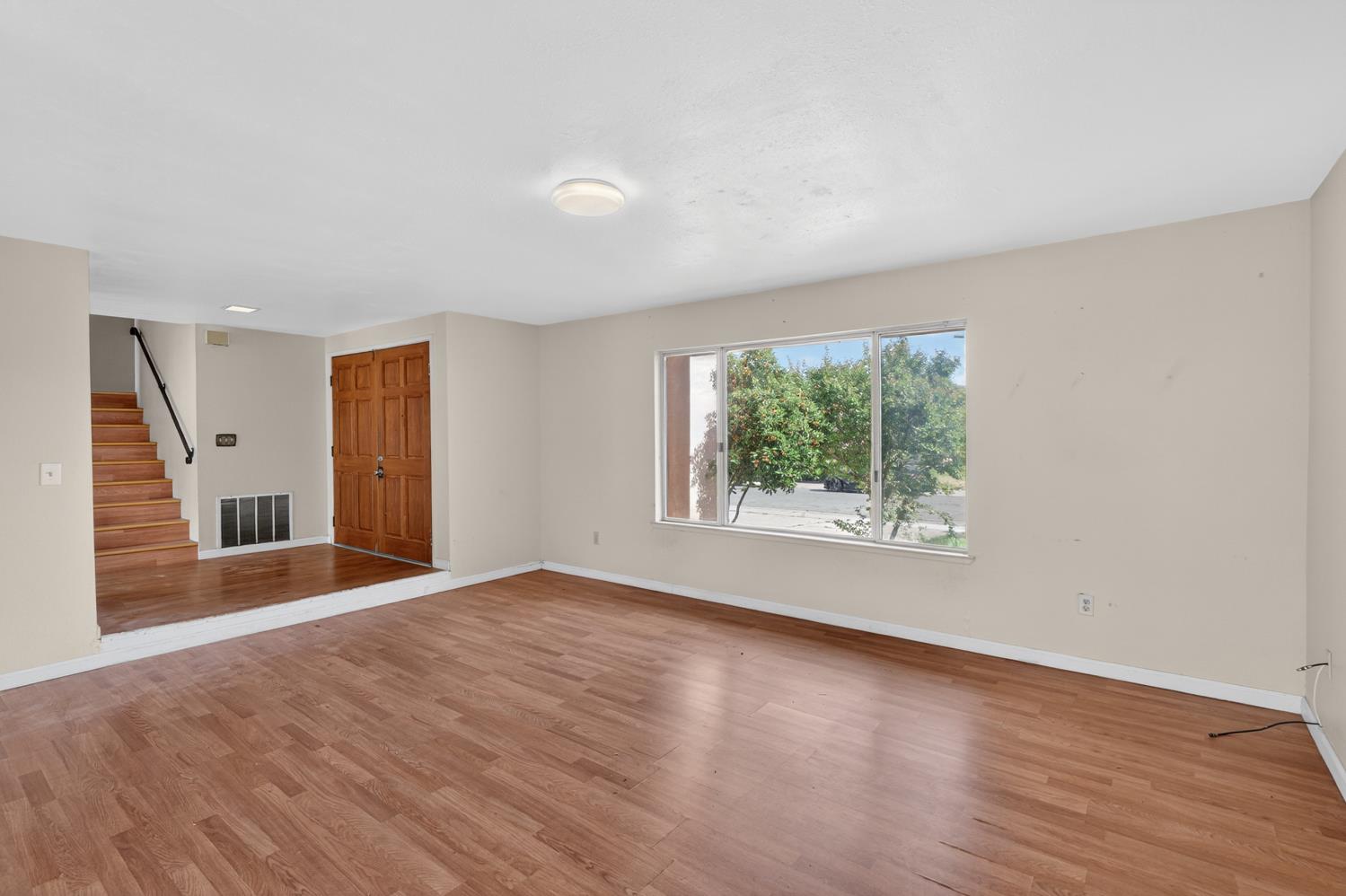 6875 Rancho Pico Way