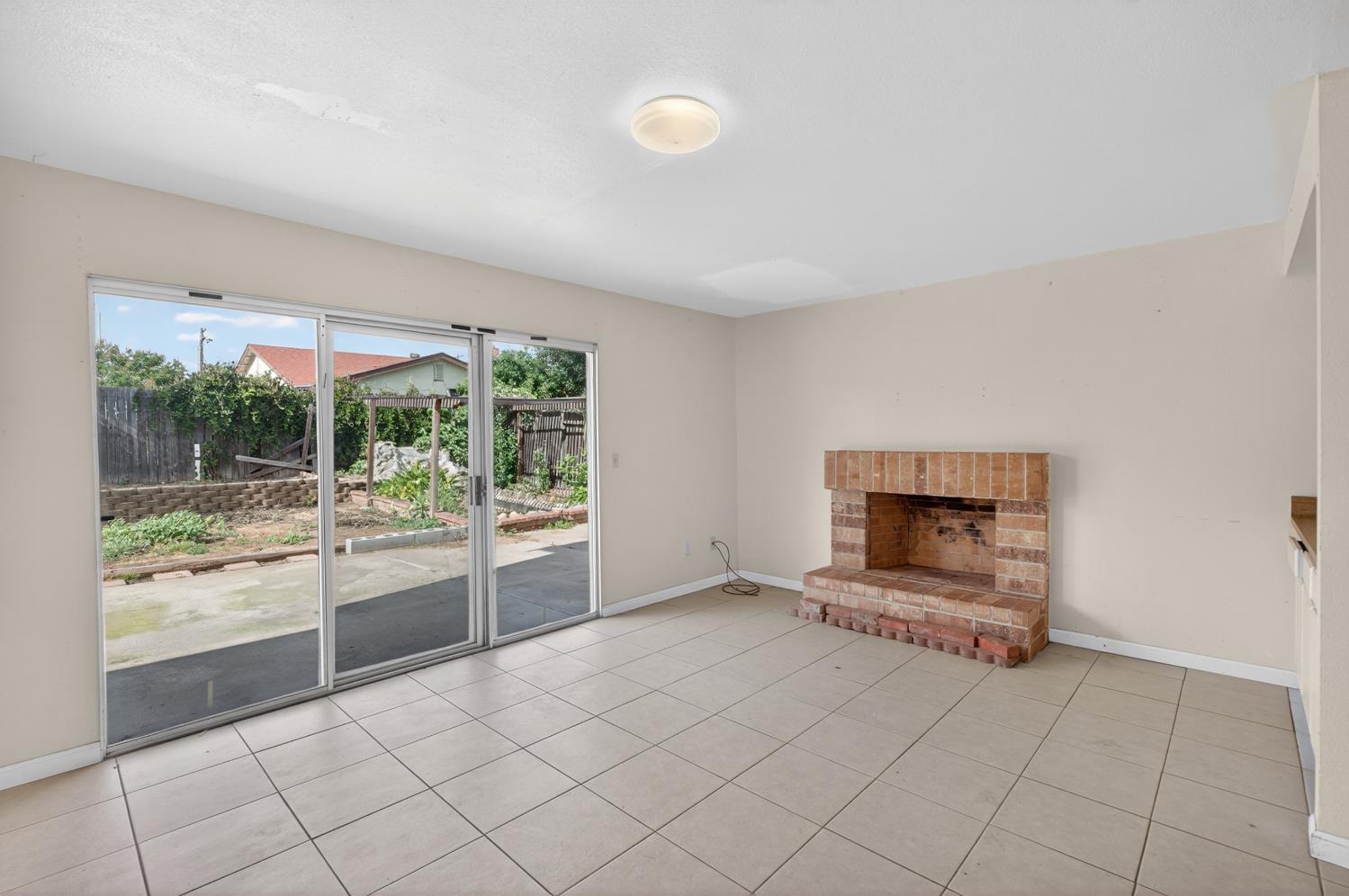 6875 Rancho Pico Way
