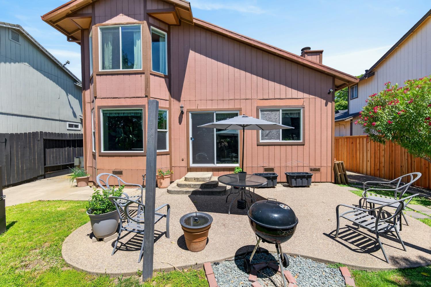 153 Creekside Circle