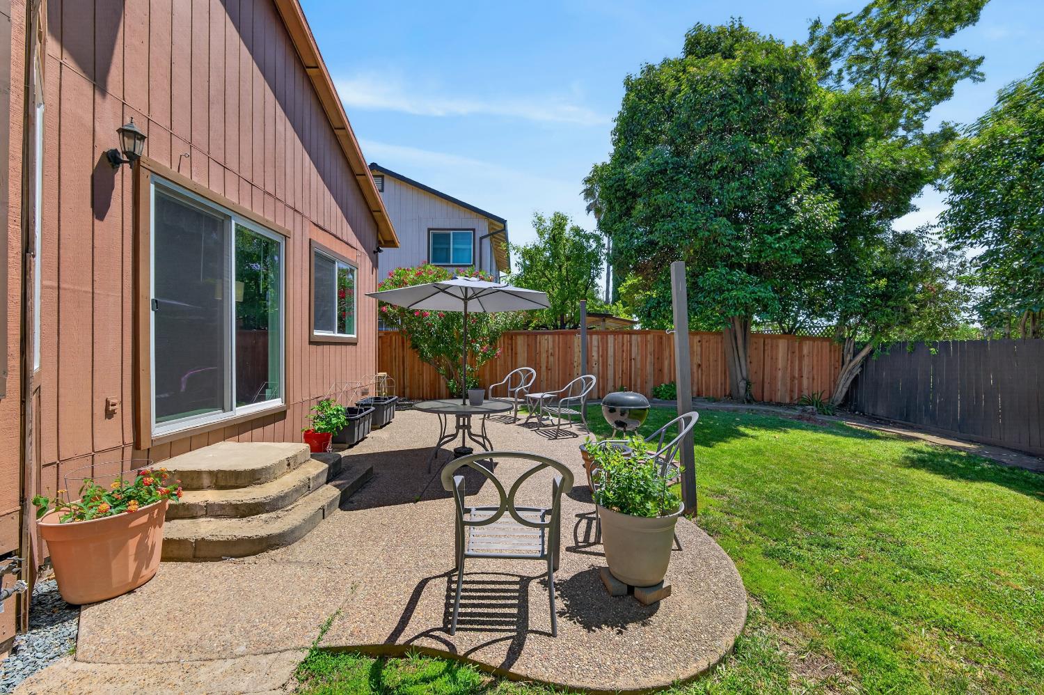 153 Creekside Circle
