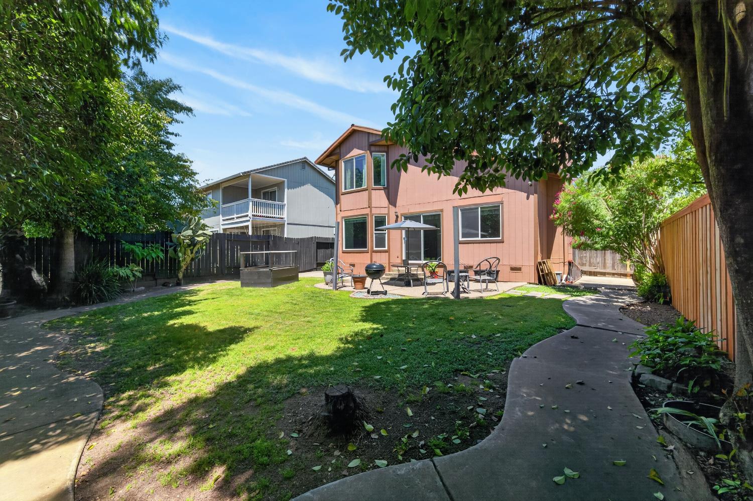 153 Creekside Circle