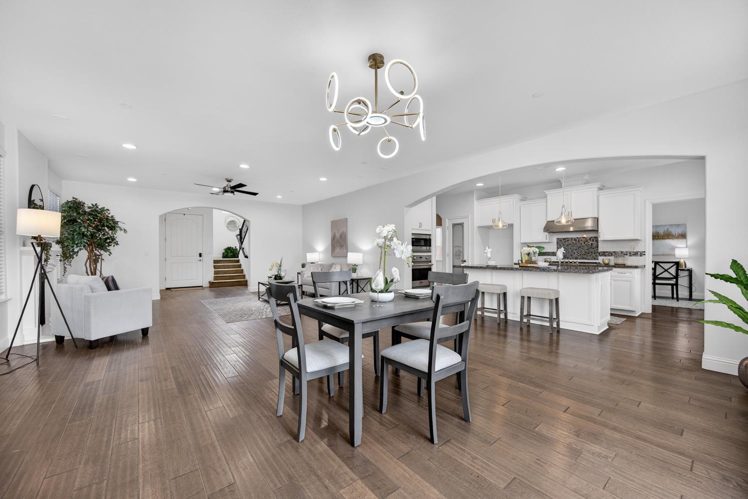 7 Triumph Court