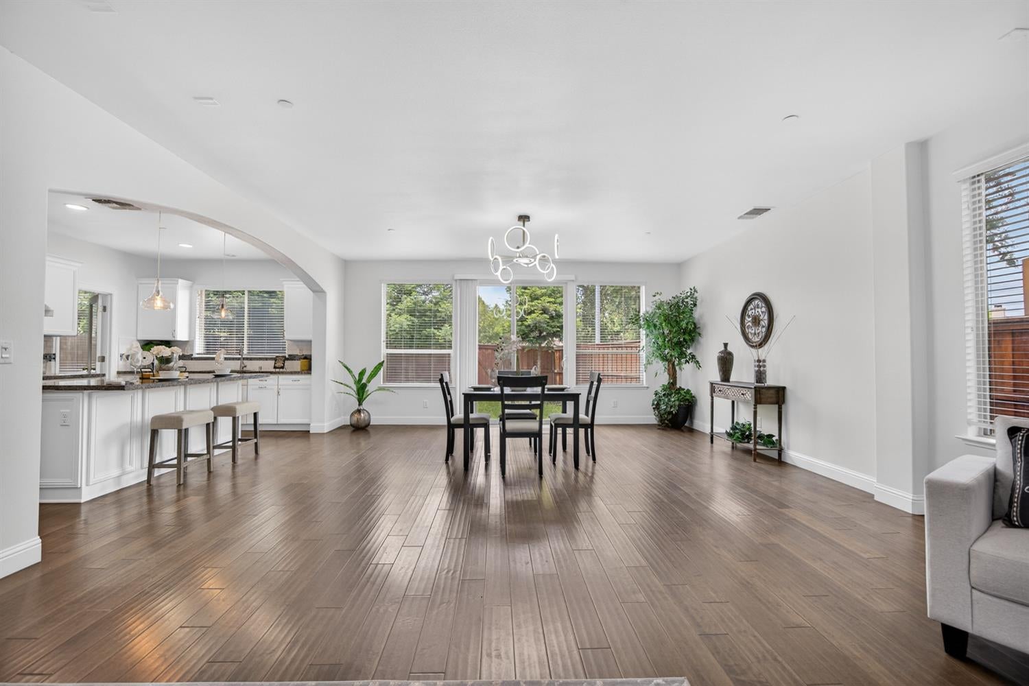 7 Triumph Court