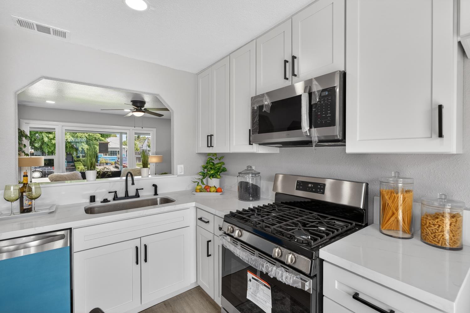 1548 Sterling Street