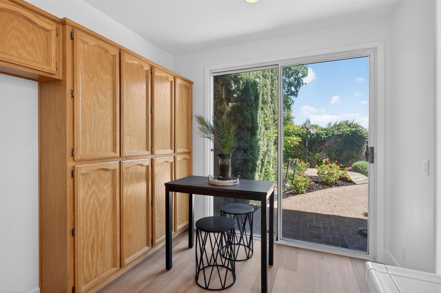 9087 TRUMBAUER Way