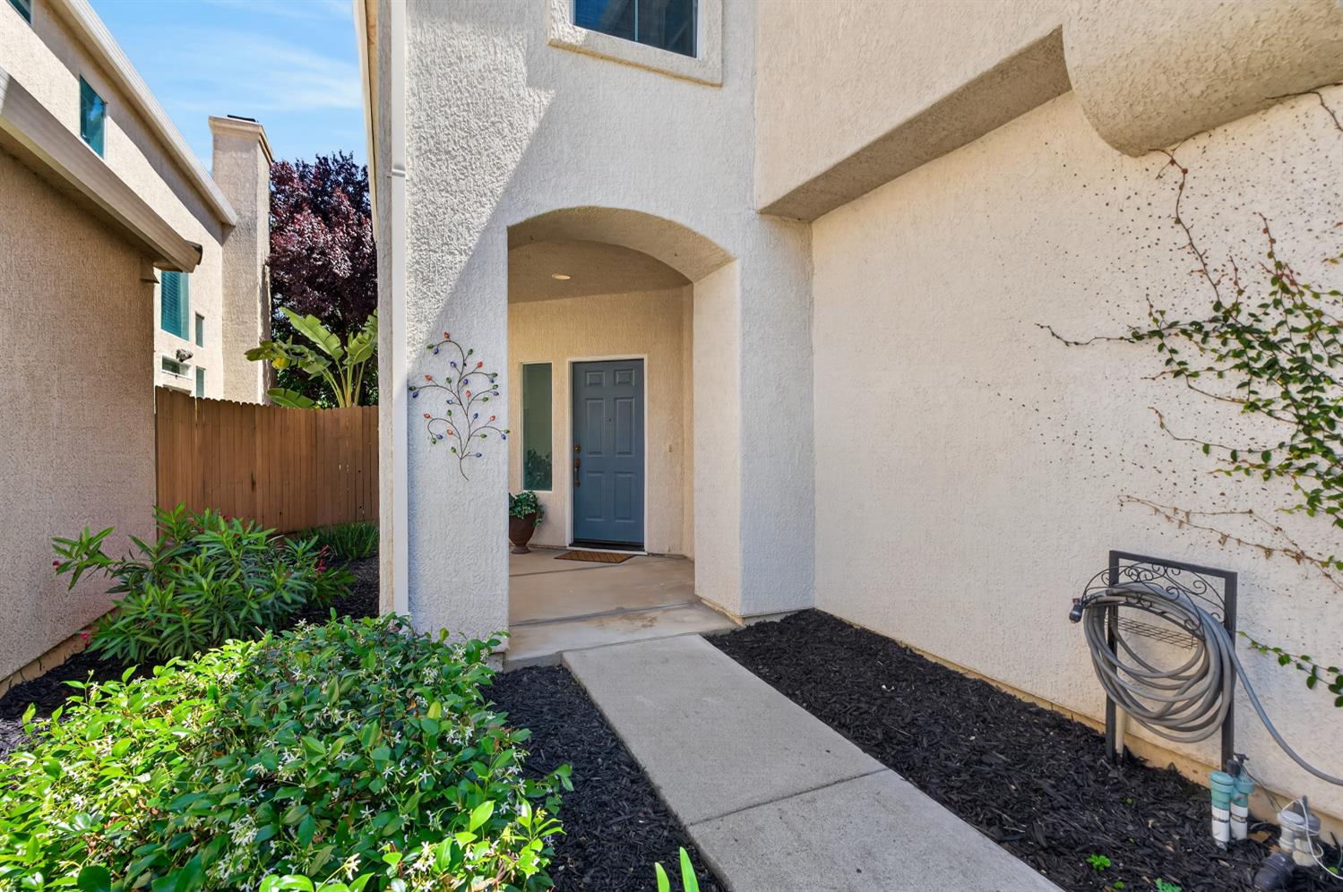 9087 TRUMBAUER Way