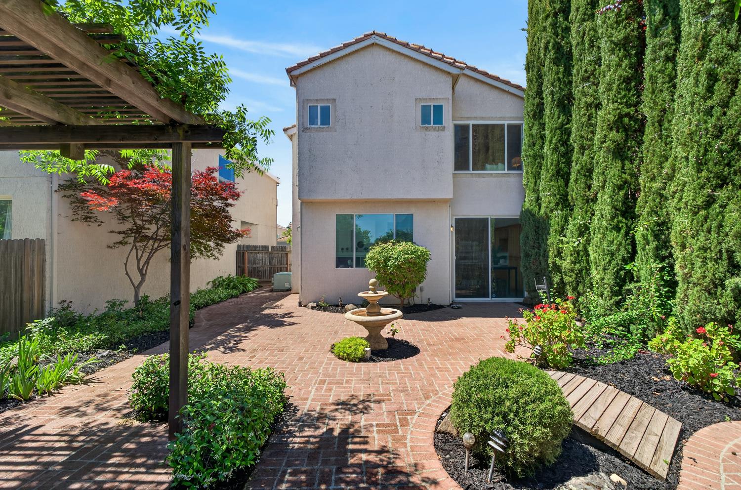 9087 TRUMBAUER Way