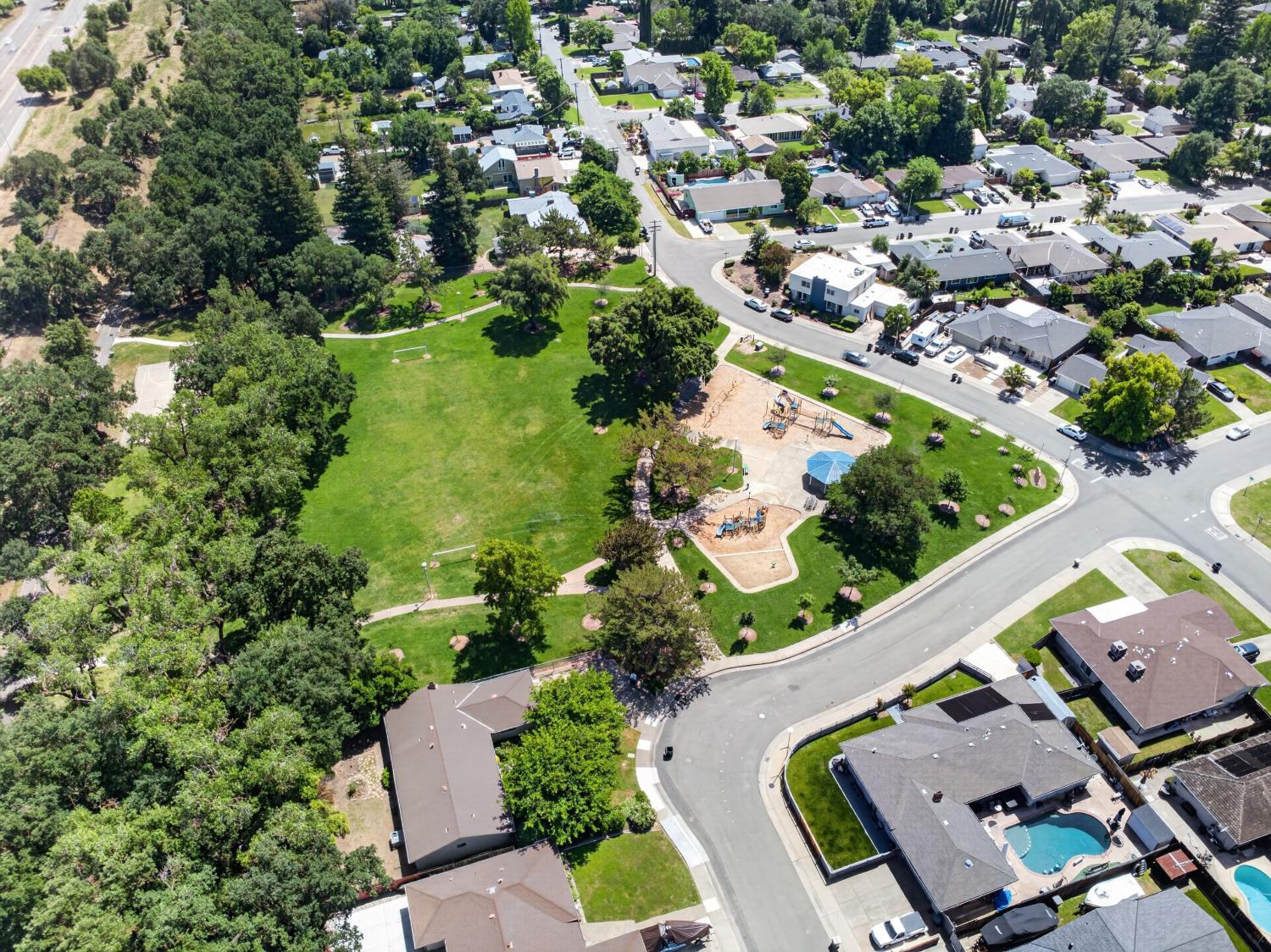 7382 FARM DALE Way