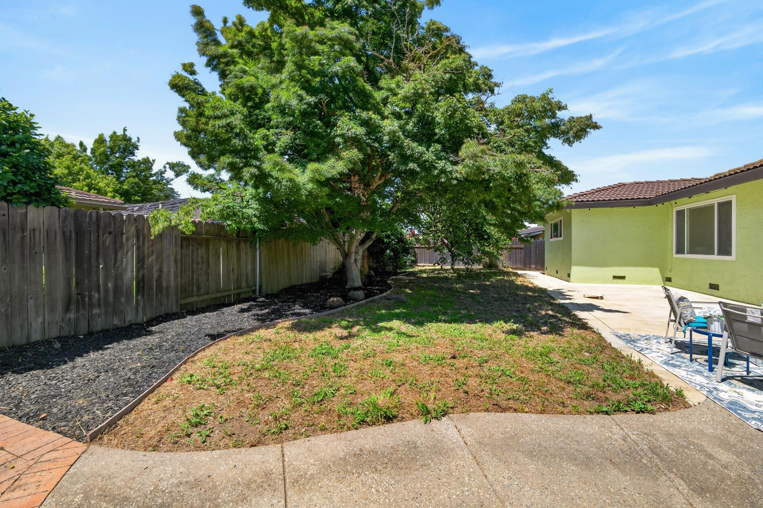 7382 FARM DALE Way