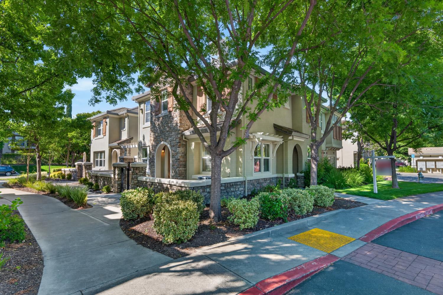 4059 Innovator Drive 13102