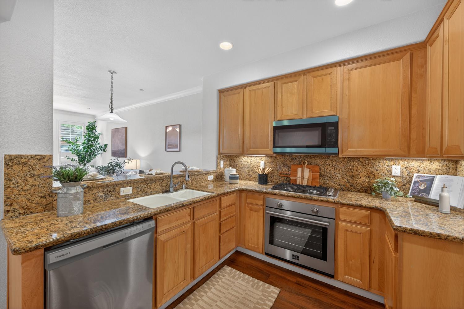4059 Innovator Drive 13102