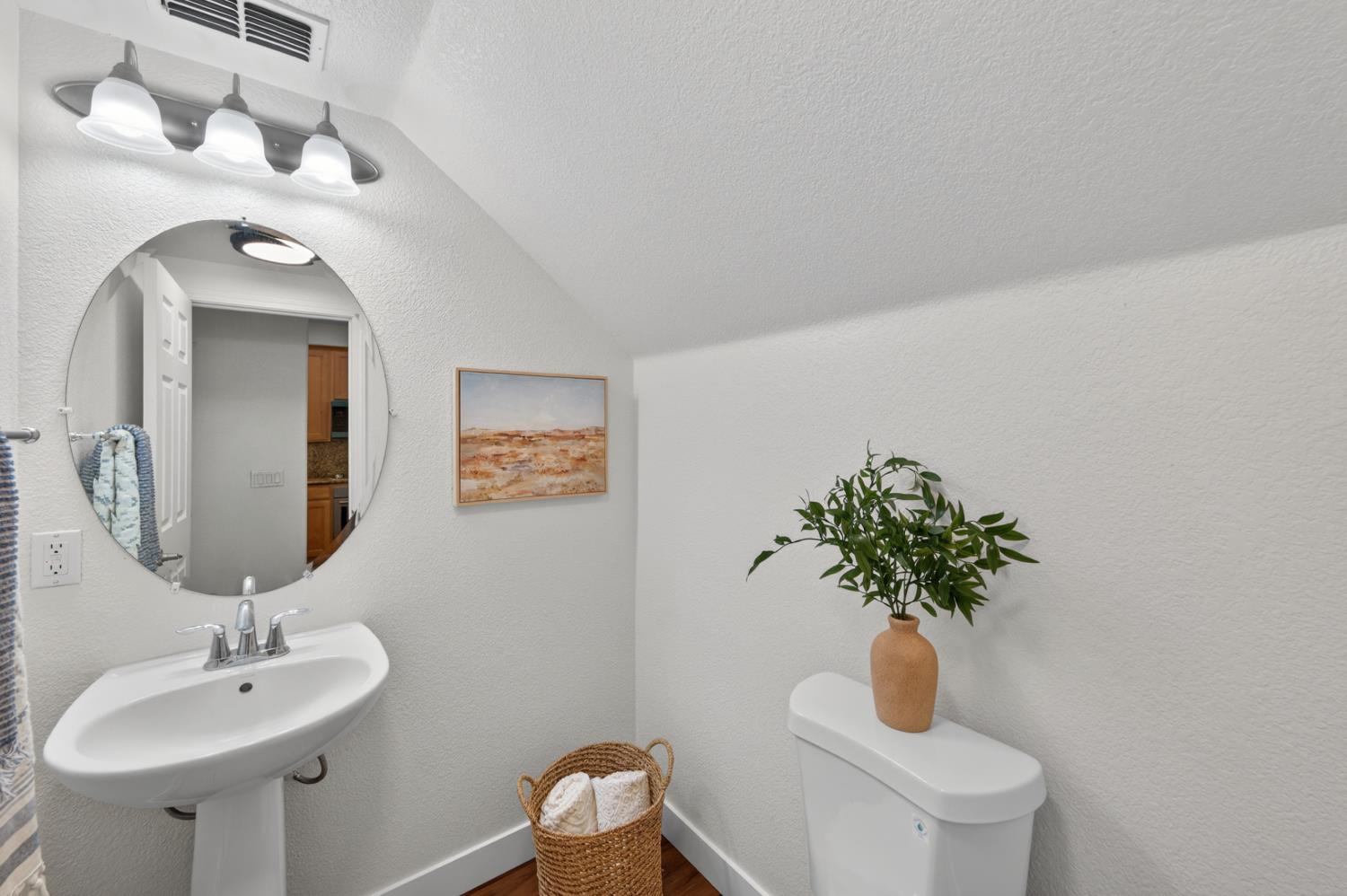 4059 Innovator Drive 13102