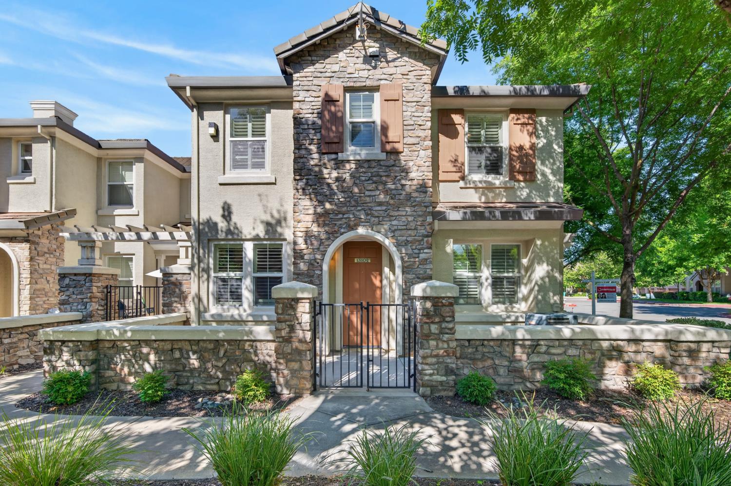 4059 Innovator Drive 13102