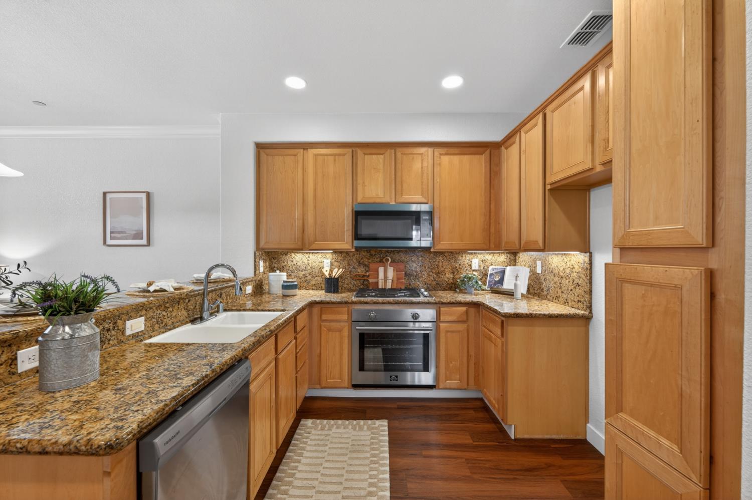 4059 Innovator Drive 13102