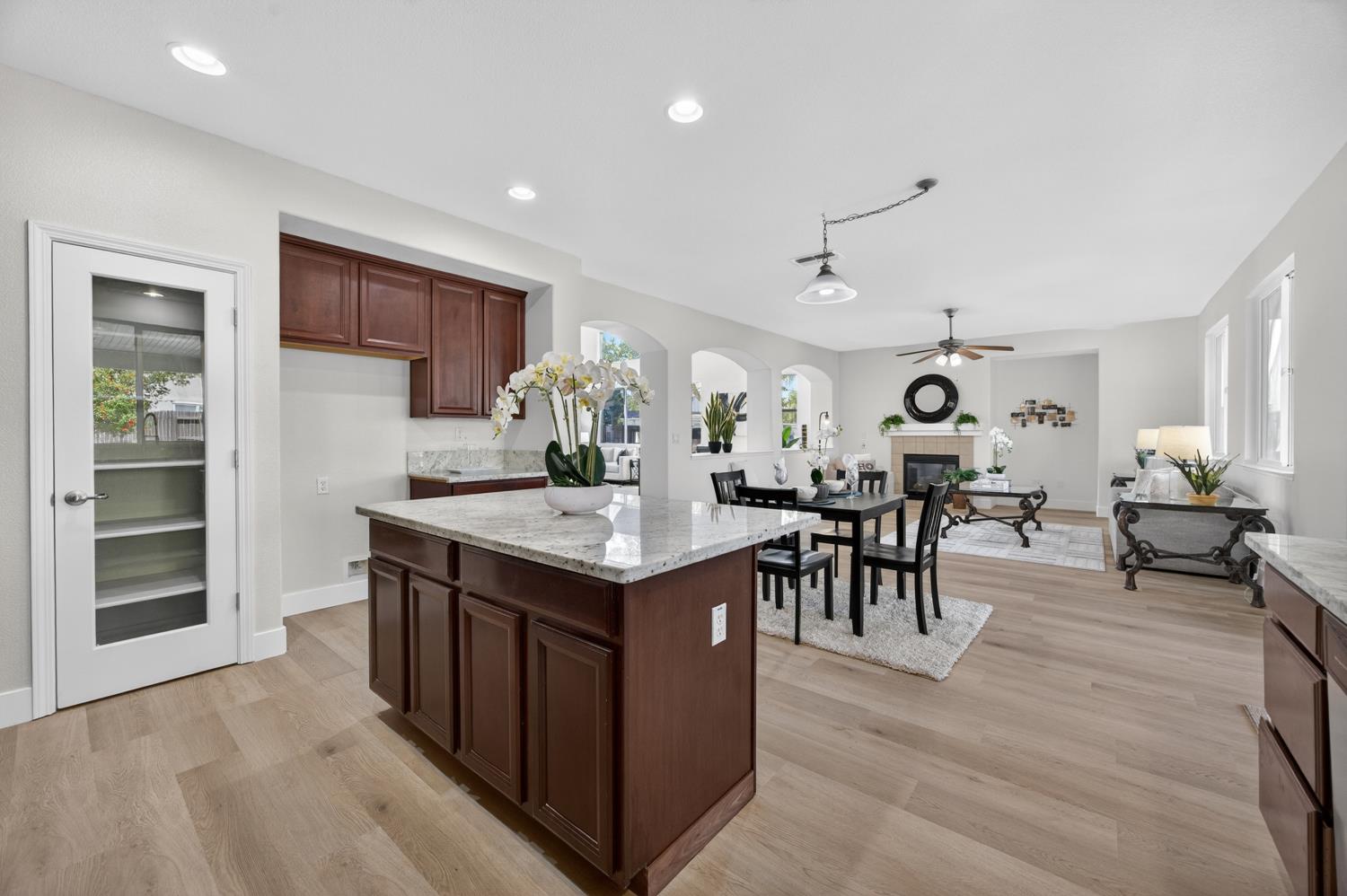 9837 LOIS STILTNER Court