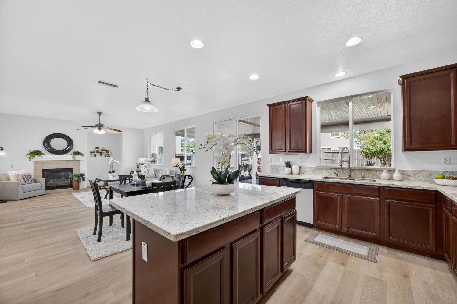 9837 LOIS STILTNER Court
