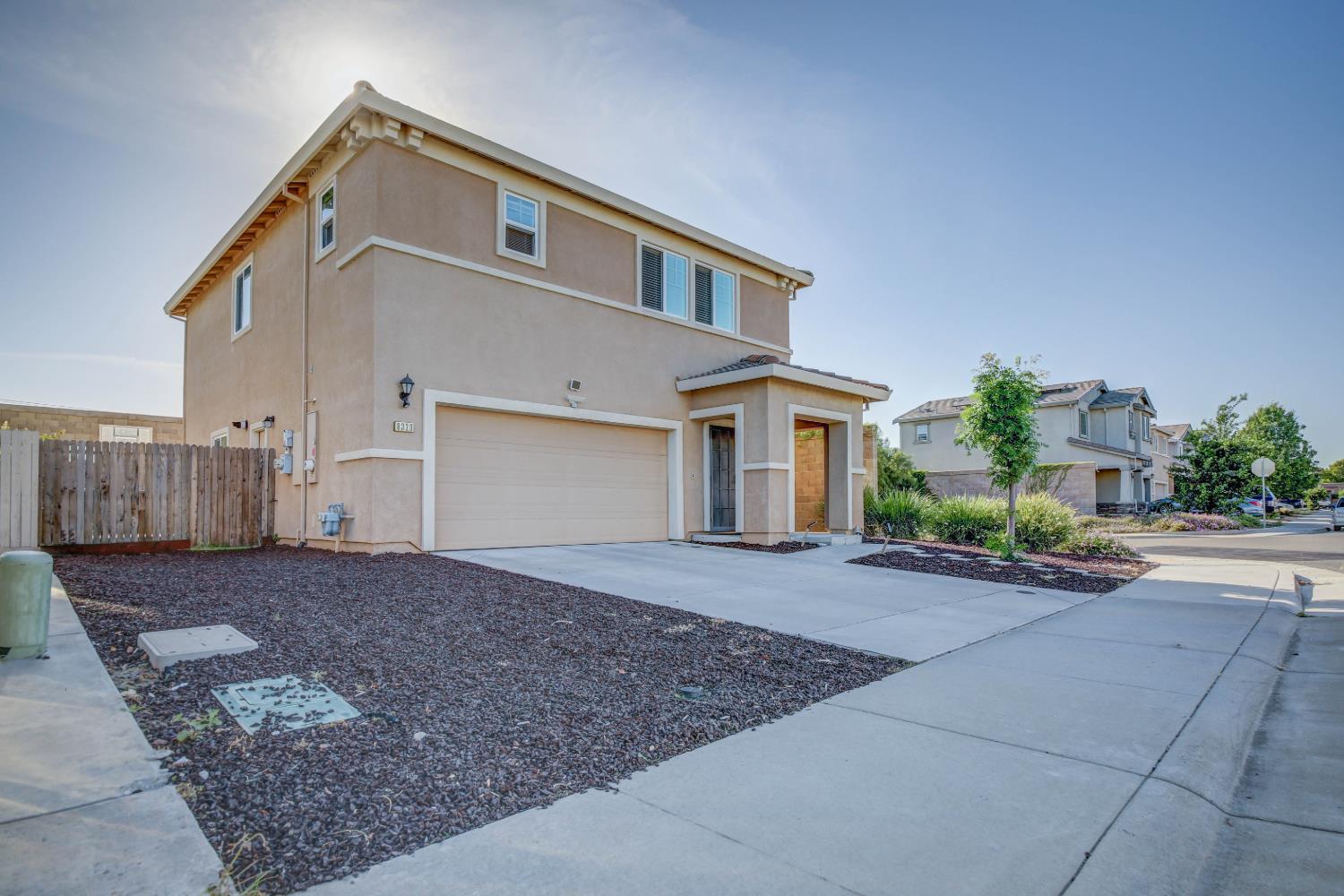 8320 KOSSUM Way