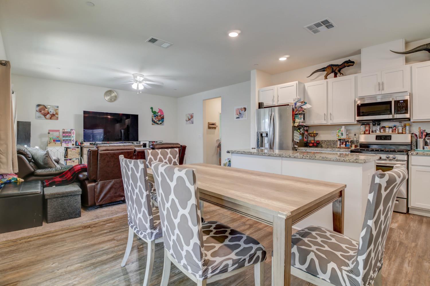 8320 KOSSUM Way