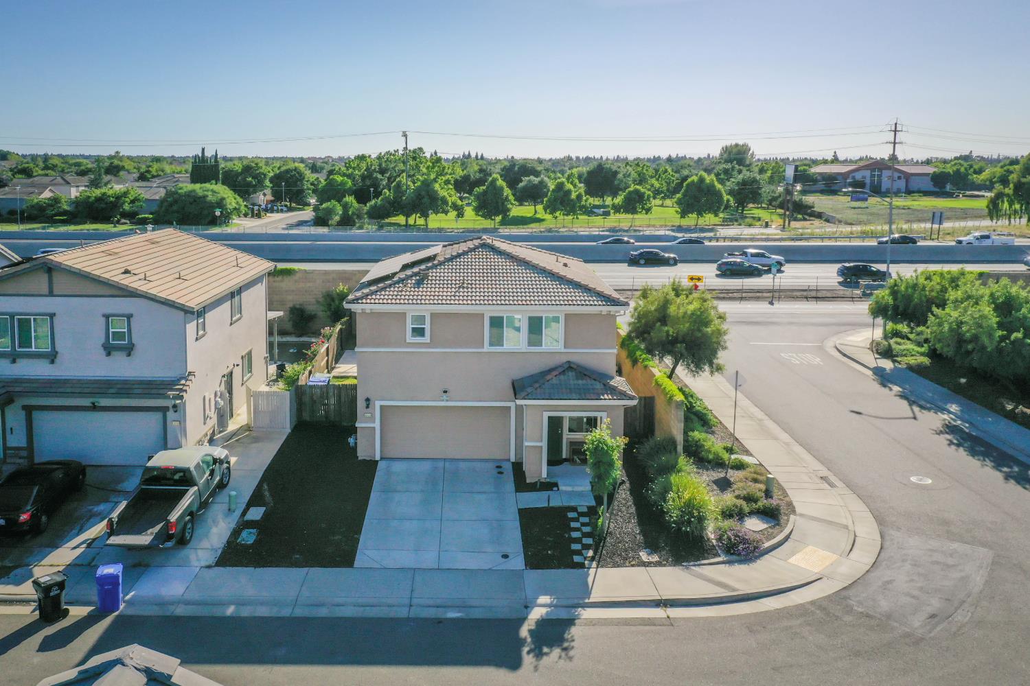 8320 KOSSUM Way