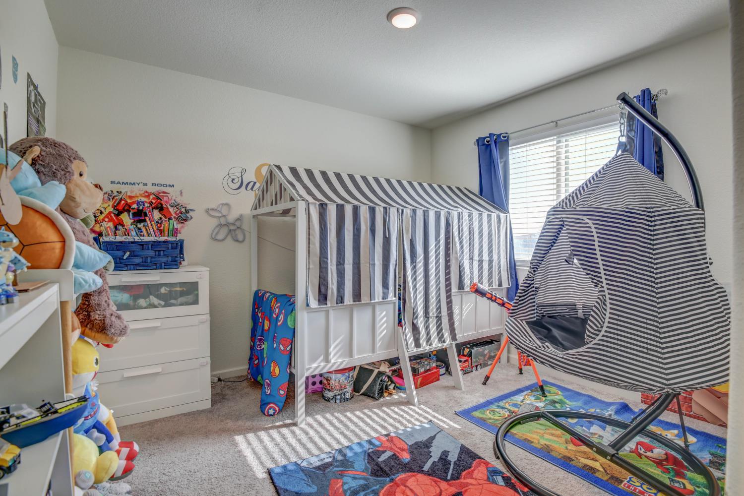 8320 KOSSUM Way