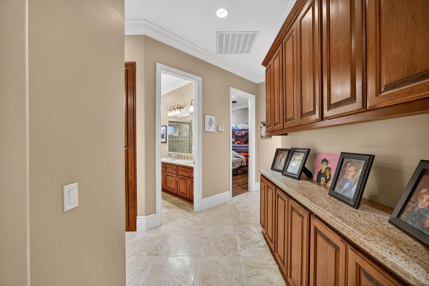 9569 De La Rosa Place