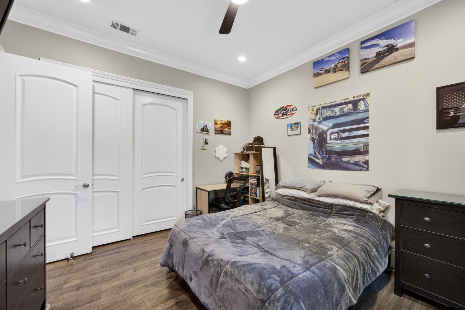 9569 De La Rosa Place